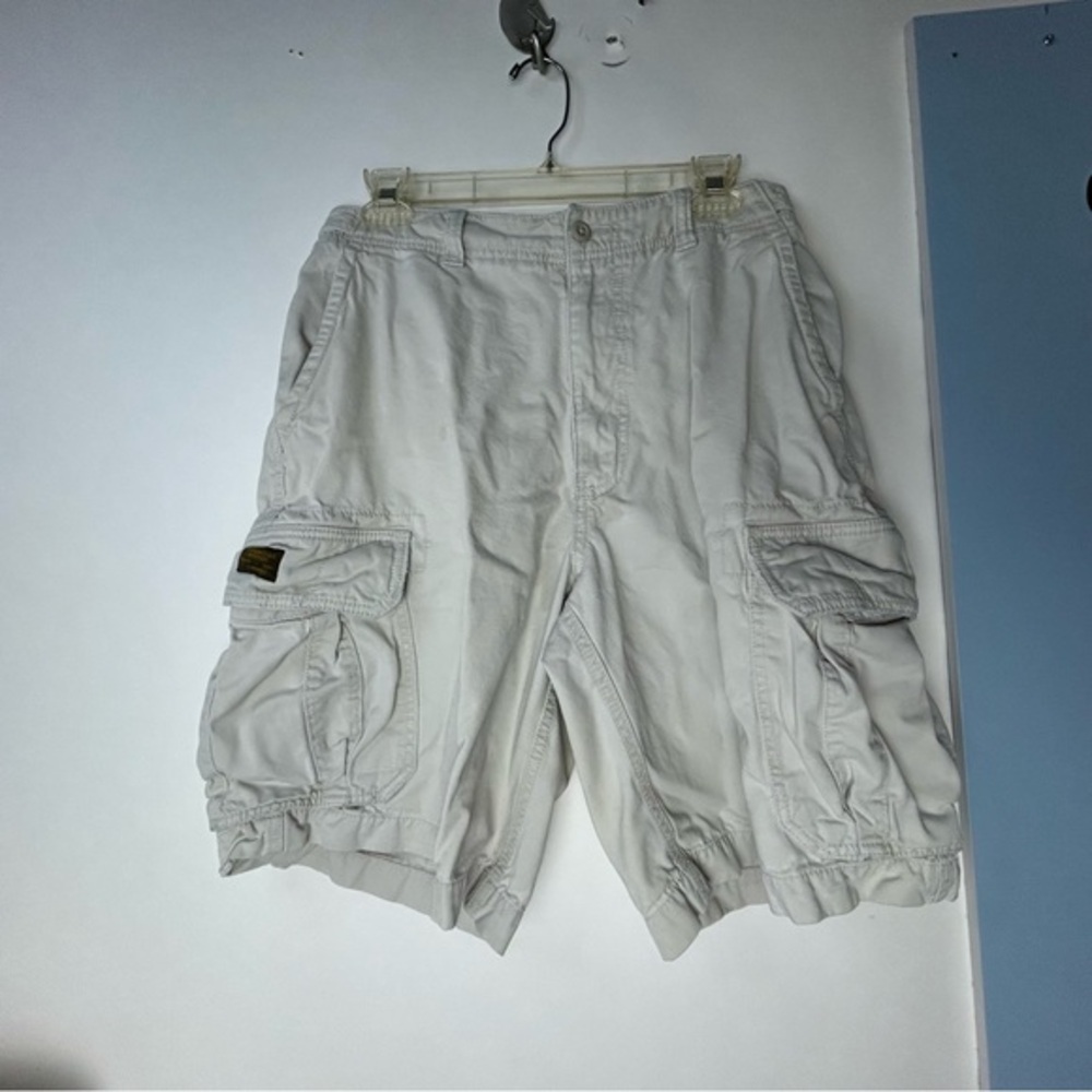 American Eagle Outfitters Men's White‎ Cargo Shorts 32